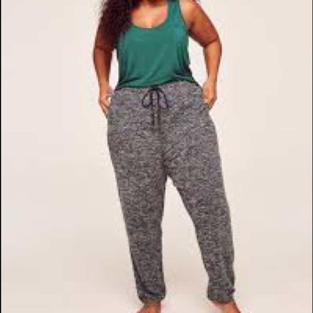 Adore Me- Lula plus pajama set